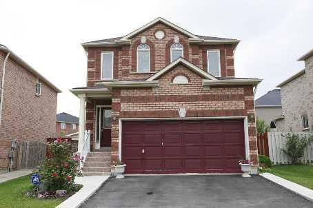 25 Pertosa Dr, House detached with 3 bedrooms, 3 bathrooms and 4 parking in Brampton ON | Image 1