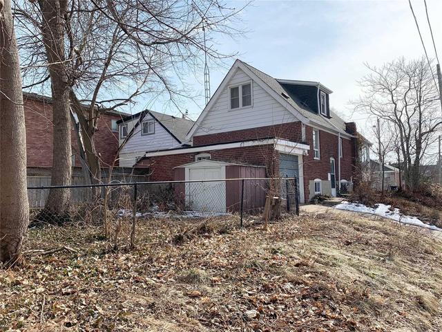 60 Amsterdam Ave, House detached with 4 bedrooms, 2 bathrooms and 1 parking in Toronto ON | Image 2