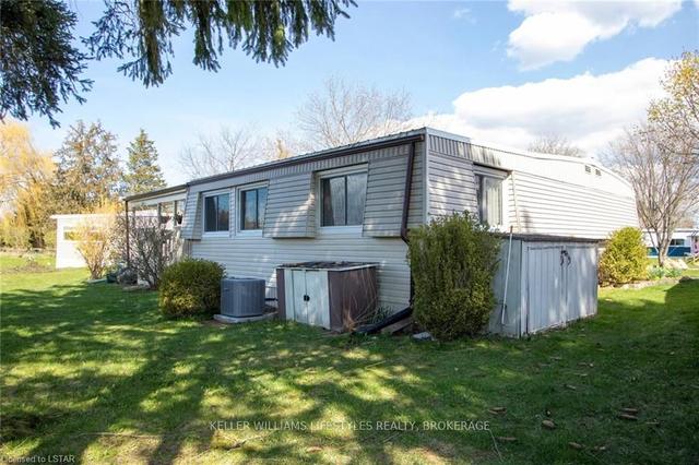 57 London Hunt Circ, Home with 2 bedrooms, 2 bathrooms and 2 parking in South Huron ON | Image 27