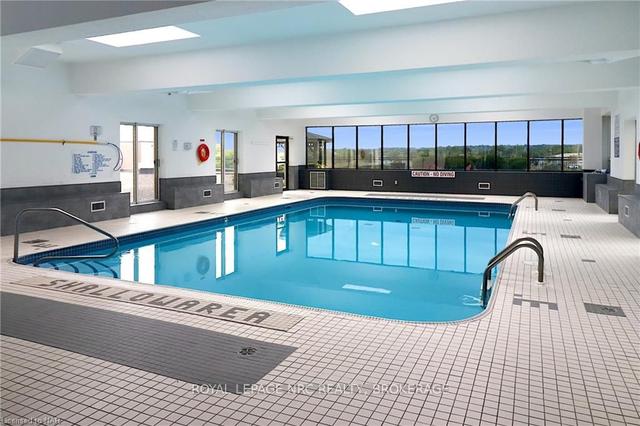 902 - 7 Gale Cres, Condo with 2 bedrooms, 2 bathrooms and 1 parking in St. Catharines ON | Image 10