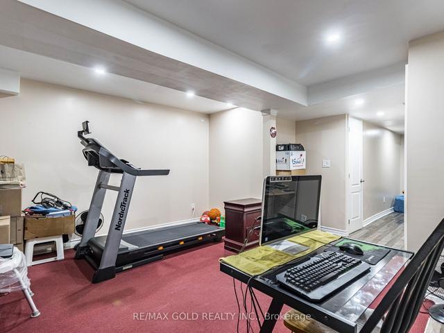 124 Kenwood Dr, Townhouse with 3 bedrooms, 3 bathrooms and 2 parking in Brampton ON | Image 14