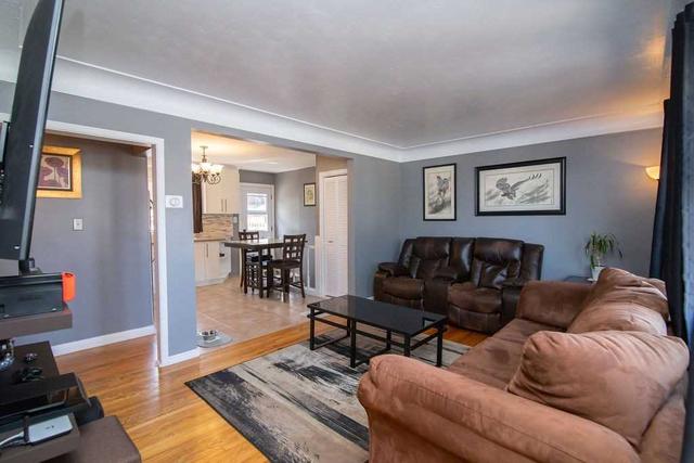 790 Tenth St, House detached with 2 bedrooms, 2 bathrooms and 3 parking in Hamilton ON | Image 39