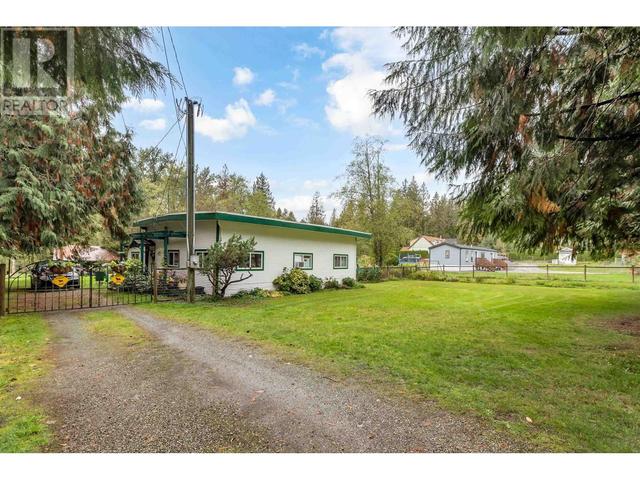 10543 277 Street, House detached with 2 bedrooms, 2 bathrooms and 20 parking in Maple Ridge BC | Image 4