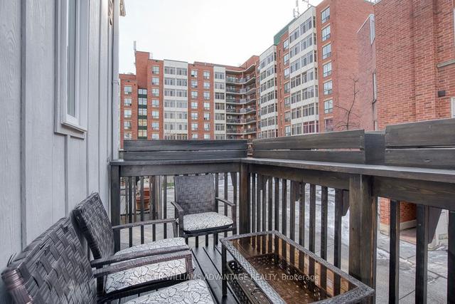 15 Pear Tree Mews, House attached with 3 bedrooms, 3 bathrooms and 2 parking in Toronto ON | Image 3