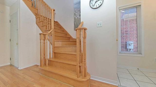 3173 Eclipse Ave, House semidetached with 3 bedrooms, 4 bathrooms and 3 parking in Mississauga ON | Image 34
