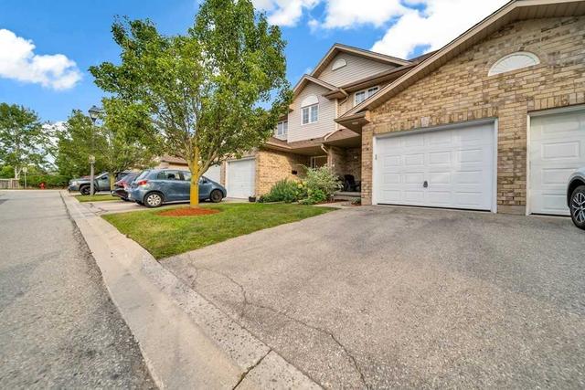 13 - 31 Schroder Cres, Townhouse with 3 bedrooms, 3 bathrooms and 2 parking in Guelph ON | Image 23