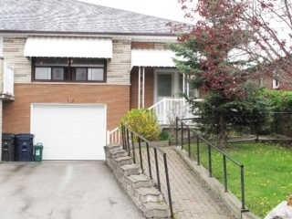 37 Markay St, House semidetached with 3 bedrooms, 2 bathrooms and 2 parking in Toronto ON | Image 1