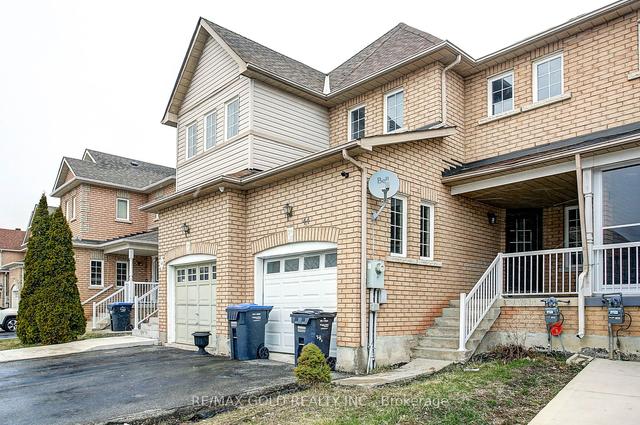 44 Stirrup Crt, House attached with 3 bedrooms, 4 bathrooms and 3 parking in Brampton ON | Image 12