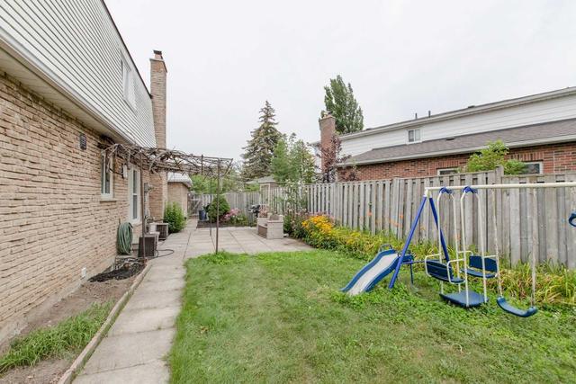 7 Posthorn Grve, House detached with 4 bedrooms, 4 bathrooms and 4 parking in Toronto ON | Image 27