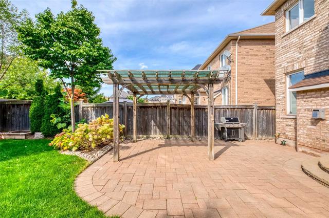 1257 Kestell Blvd, House detached with 4 bedrooms, 3 bathrooms and 6 parking in Oakville ON | Image 22