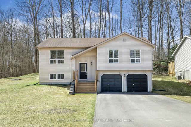 19 Sugarbush Rd, House detached with 3 bedrooms, 1 bathrooms and 6 parking in Oro Medonte ON | Image 1