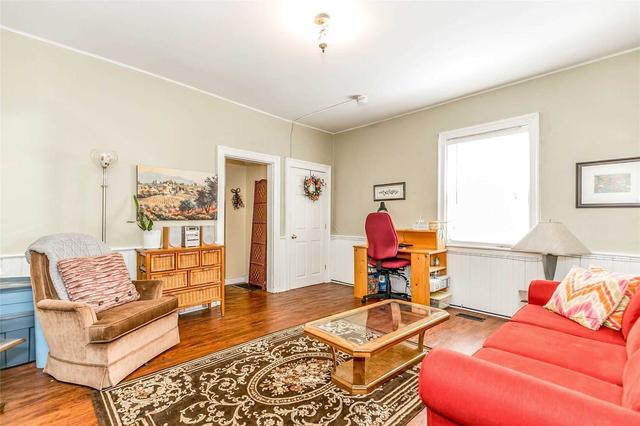 445-447 Timothy St, House detached with 4 bedrooms, 4 bathrooms and 6 parking in Newmarket ON | Image 8