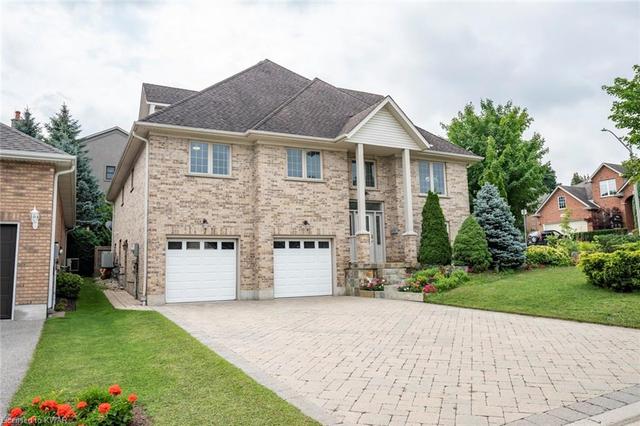 239 The Lions Gate, House detached with 8 bedrooms, 5 bathrooms and 6 parking in Waterloo ON | Image 1