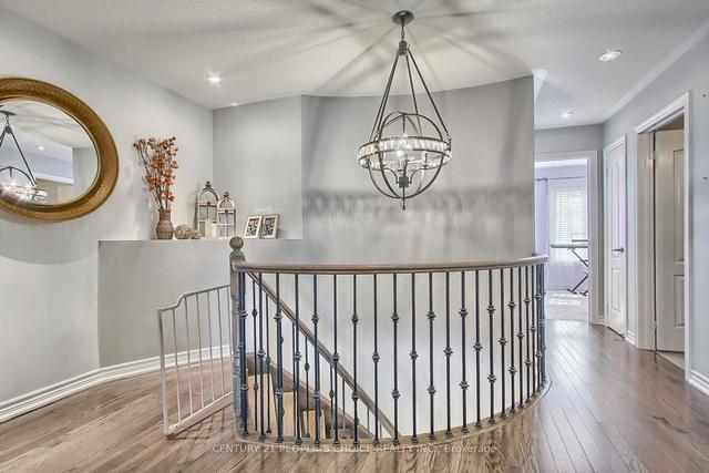 7 Sandino Cres, House detached with 4 bedrooms, 4 bathrooms and 4 parking in Brampton ON | Image 10