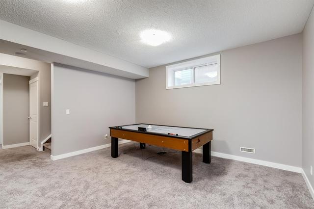 127 Hillcrest Circle Sw, House detached with 4 bedrooms, 3 bathrooms and 4 parking in Calgary AB | Image 20