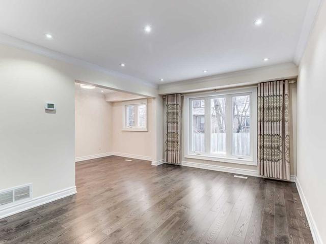 81 Withycombe Cres, House detached with 3 bedrooms, 3 bathrooms and 3 parking in Toronto ON | Image 18