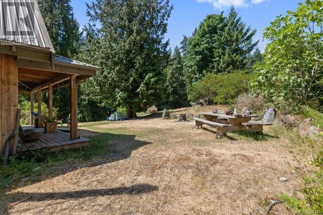 3 Main Rd, House detached with 3 bedrooms, 1 bathrooms and 10 parking in Powell River E BC | Image 16