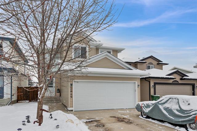 2045 Bridlemeadows Manor Sw, House detached with 3 bedrooms, 2 bathrooms and 4 parking in Calgary AB | Image 6