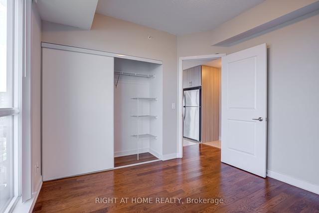 910 - 9199 Yonge St, Condo with 1 bedrooms, 1 bathrooms and 1 parking in Richmond Hill ON | Image 5