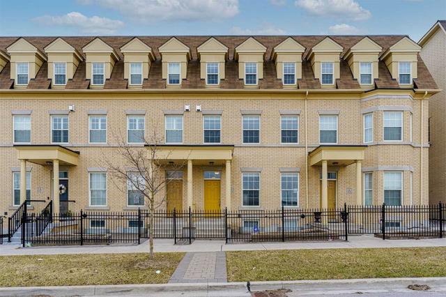 21 Donald Buttress Blvd E, House attached with 4 bedrooms, 5 bathrooms and 4 parking in Markham ON | Image 1