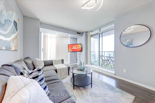 507 - 7 Michael Power Pl, Condo with 2 bedrooms, 2 bathrooms and 1 parking in Toronto ON | Image 11