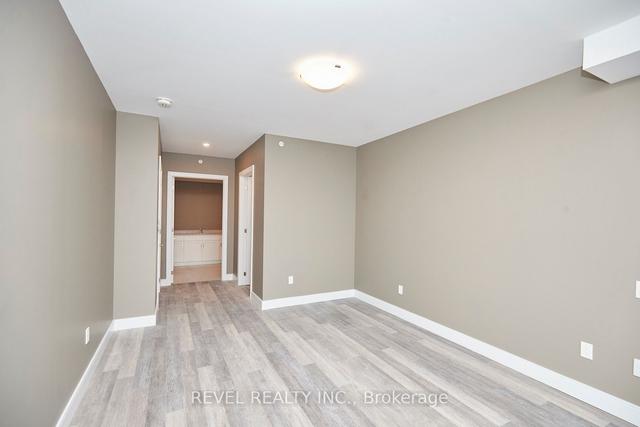 207 - 300b Fourth Ave, Condo with 2 bedrooms, 2 bathrooms and 2 parking in St. Catharines ON | Image 11