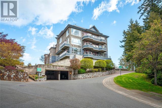 404 - 940 Boulderwood Rise, Condo with 2 bedrooms, 2 bathrooms and 1 parking in Saanich BC | Image 37