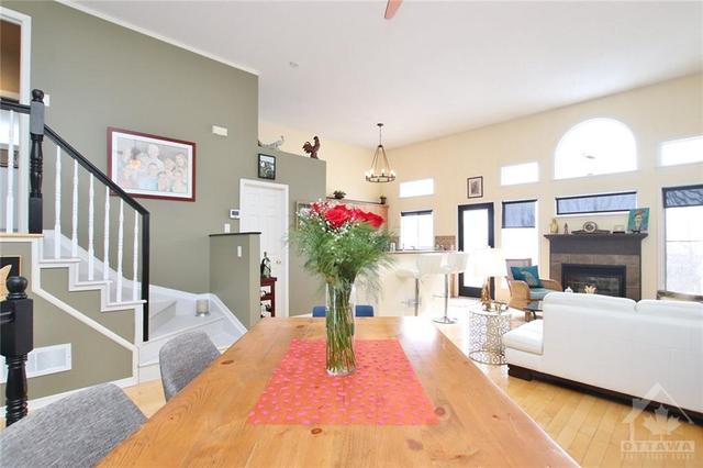 9 Macassa Circle, Townhouse with 3 bedrooms, 3 bathrooms and 3 parking in Ottawa ON | Image 18