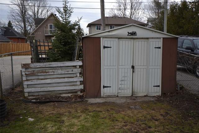 321 Main St E, House detached with 3 bedrooms, 2 bathrooms and 10 parking in Shelburne ON | Image 14