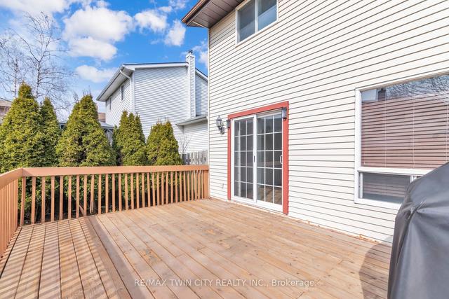 447 Ashby Crt, House detached with 3 bedrooms, 2 bathrooms and 3 parking in Waterloo ON | Image 29