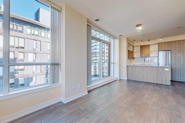 710 - 200 Sackville St, Condo with 1 bedrooms, 1 bathrooms and 0 parking in Toronto ON | Image 38