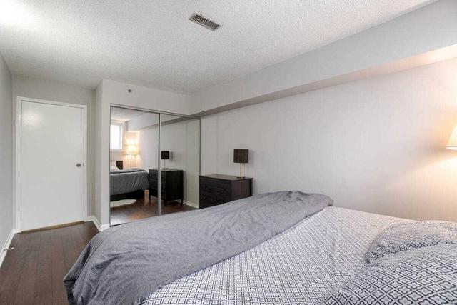 829 - 75 Weldrick Rd E, Townhouse with 2 bedrooms, 2 bathrooms and 1 parking in Richmond Hill ON | Image 5