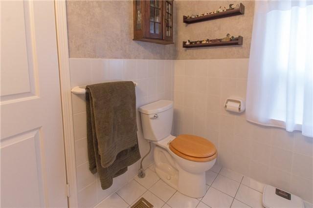 104 Newcastle St, House detached with 2 bedrooms, 1 bathrooms and 1 parking in Toronto ON | Image 14