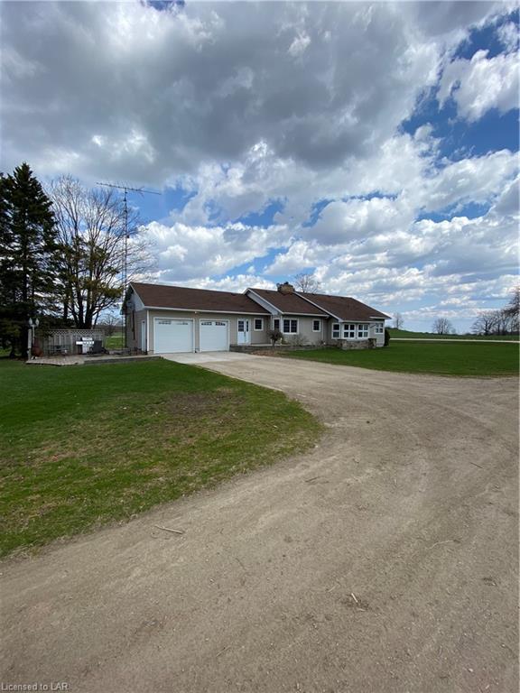 2516 11 Nottawasaga Concession S, House detached with 4 bedrooms, 2 bathrooms and 6 parking in Clearview ON | Image 4