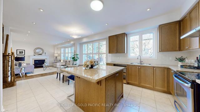 24 Earnshaw Dr, House detached with 4 bedrooms, 4 bathrooms and 6 parking in Markham ON | Image 9