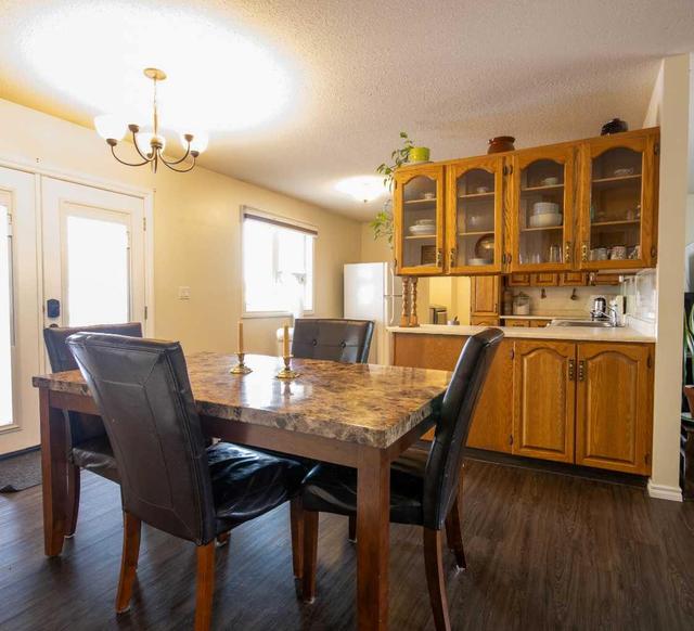 5210 42 Street, House detached with 4 bedrooms, 2 bathrooms and 4 parking in Olds AB | Image 7