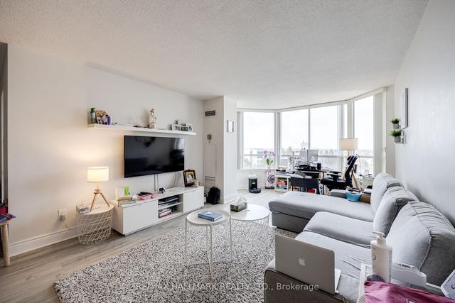 812 - 1101 Steeles Ave W, Condo with 2 bedrooms, 2 bathrooms and 1 parking in Toronto ON | Image 16