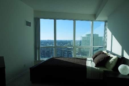 2205 - 18 Holmes Ave, Condo with 2 bedrooms, 2 bathrooms and 1 parking in Toronto ON | Image 7