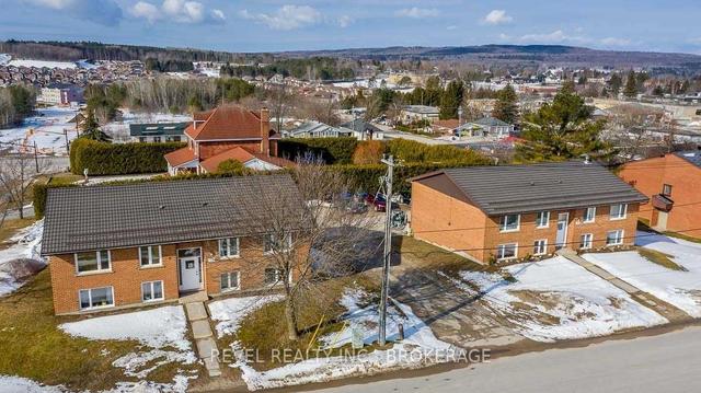 48 Maria St, House detached with 7 bedrooms, 4 bathrooms and 6 parking in Penetanguishene ON | Image 21
