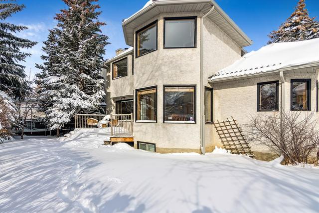 332 Hawkstone Close Nw, House detached with 4 bedrooms, 3 bathrooms and 4 parking in Calgary AB | Image 22