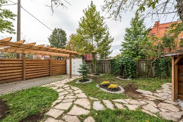 646 Euclid Ave, House detached with 4 bedrooms, 5 bathrooms and 2 parking in Toronto ON | Image 39