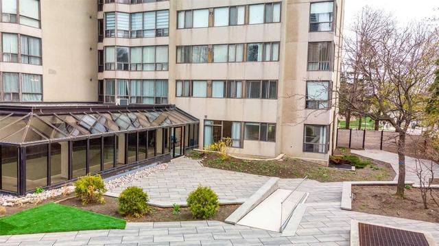 108 - 200 Robert Speck Pkwy, Condo with 2 bedrooms, 2 bathrooms and 1 parking in Mississauga ON | Image 33