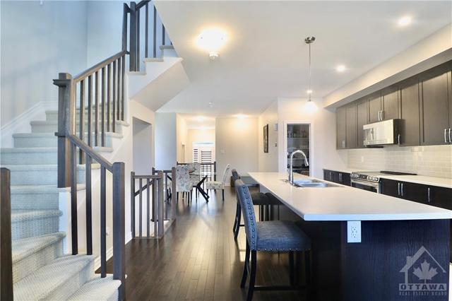 347 Grackle Street, Townhouse with 4 bedrooms, 3 bathrooms and 5 parking in Ottawa ON | Image 10