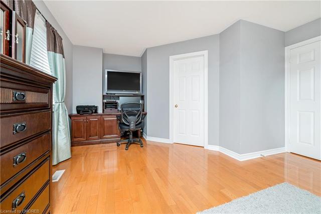 5658 Glen Erin Drive, House attached with 2 bedrooms, 3 bathrooms and 4 parking in Mississauga ON | Image 14