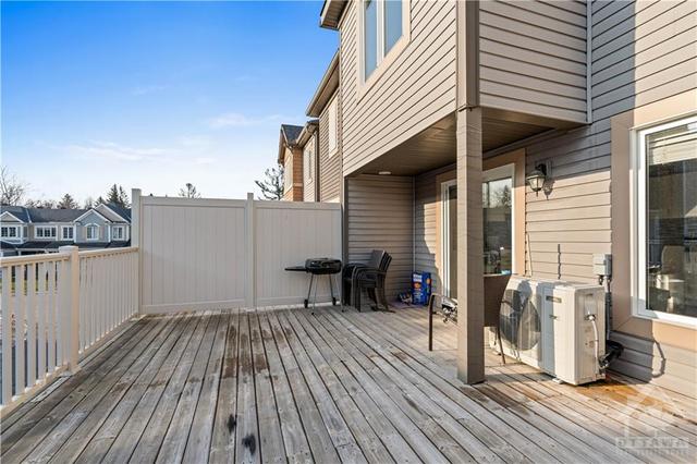 94 Brisote Lane, Townhouse with 3 bedrooms, 3 bathrooms and 2 parking in Ottawa ON | Image 21