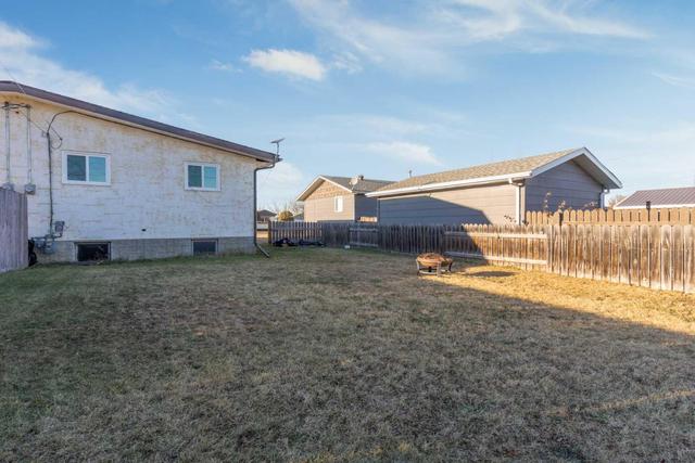 4905 59 Street, House other with 0 bedrooms, 0 bathrooms and 4 parking in Killam AB | Image 37