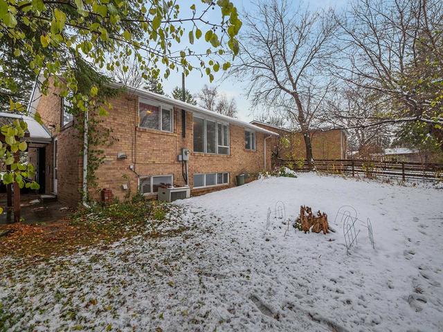 12 Shadwell Pl, House detached with 3 bedrooms, 2 bathrooms and 3 parking in Toronto ON | Image 28