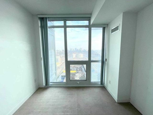 2706 - 121 Mcmahon Dr, Condo with 1 bedrooms, 1 bathrooms and 0 parking in Toronto ON | Image 5
