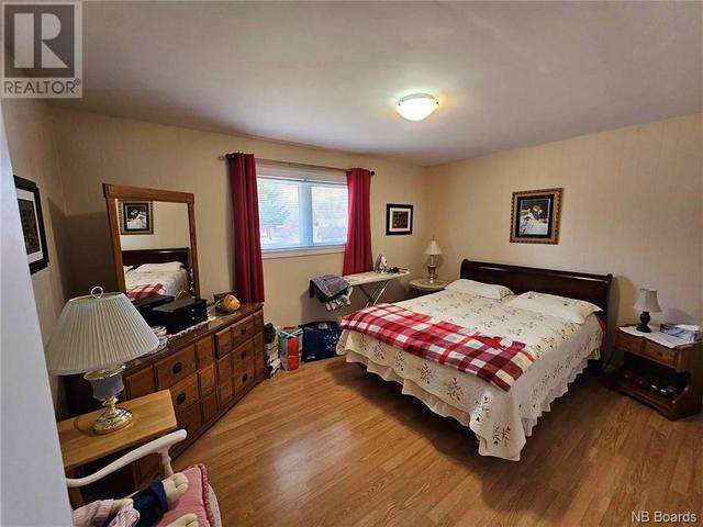 1098 Nicholas Denys, House detached with 5 bedrooms, 1 bathrooms and null parking in Bathurst NB | Image 24