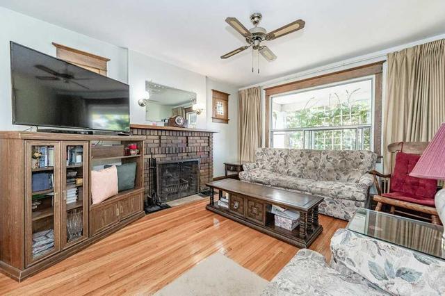 13 Albani St, House detached with 4 bedrooms, 1 bathrooms and 1 parking in Toronto ON | Image 39